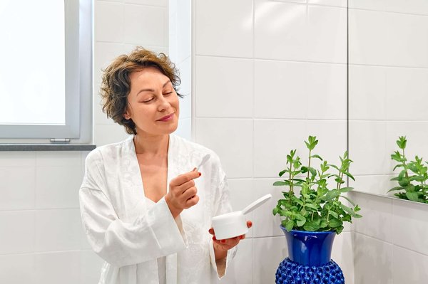 Comment faire un soin hydratant pour les mains à base de glycérine ?